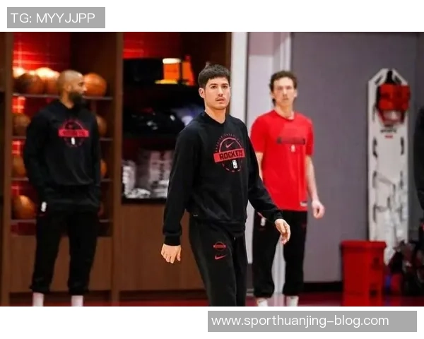 火箭队锋线实力惊人潜在首发身高与臂展均超常引发关注